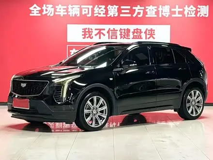 CADILLAC XT4 2020 — 60 000 км, Китай — под ключ — фото 1