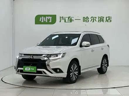 MITSUBISHI OUTLANDER 2021