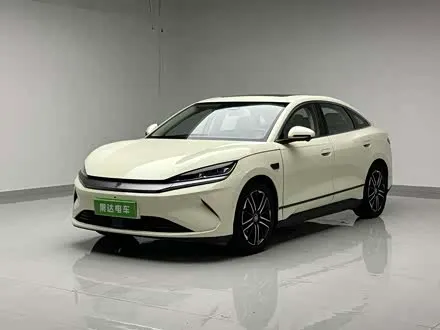 BYD QIN L 2025