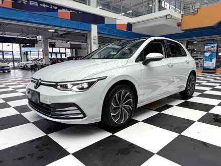 VOLKSWAGEN GOLF 2023 — из Китая под ключ