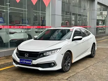 HONDA CIVIC 2019 — 57 000 км, Китай — под ключ — фото 1