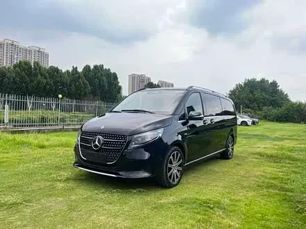 MERCEDES-BENZ V-CLASS 2024