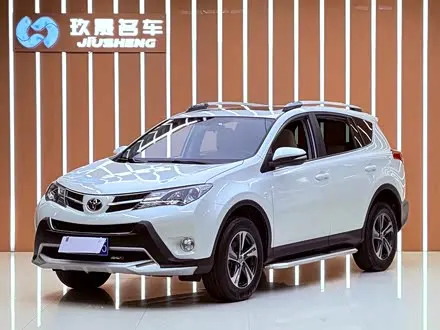 TOYOTA RAV4 2015 — 78 000 км, Китай — под ключ — фото 1