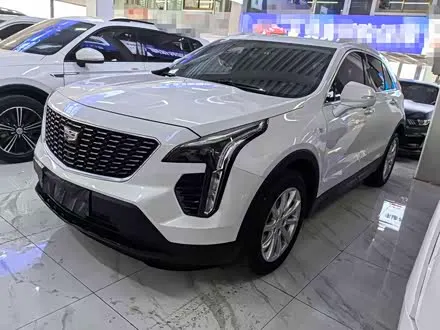CADILLAC XT4 2020 — 67 000 км, Китай — под ключ — фото 1