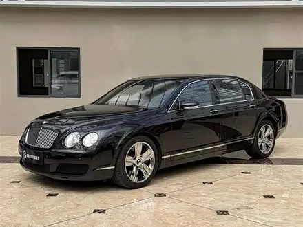 BENTLEY FLYING SPUR 2005 — 108 000 км, Китай — под ключ — фото 1