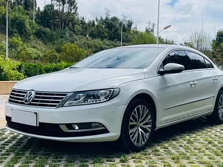 VOLKSWAGEN CC 2018 — 120 000 км, Китай — под ключ — фото 1