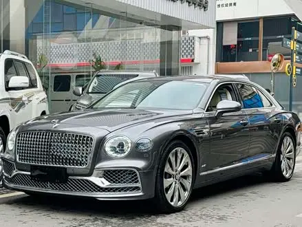 BENTLEY FLYING SPUR — из Китая под ключ