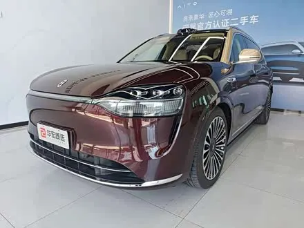 AITO M9 2025 — 16 900 км, Китай — под ключ — фото 1