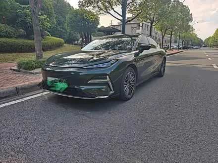 GEELY GALAXY 8 2025
