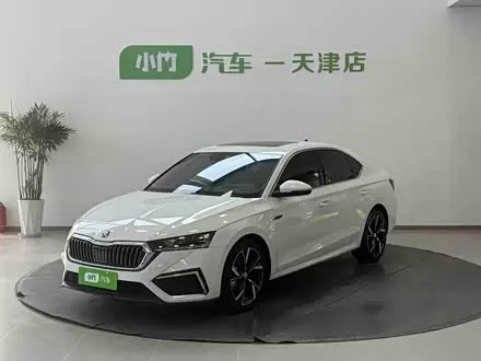SKODA OCTAVIA 2022