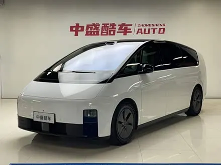 LI AUTO MEGA 2025