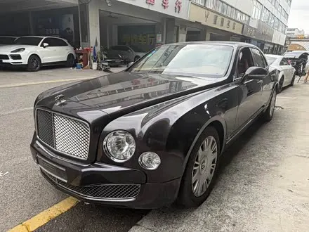 BENTLEY MULSANNE 2011