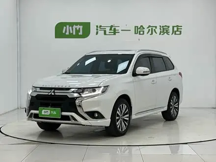 MITSUBISHI OUTLANDER 2021