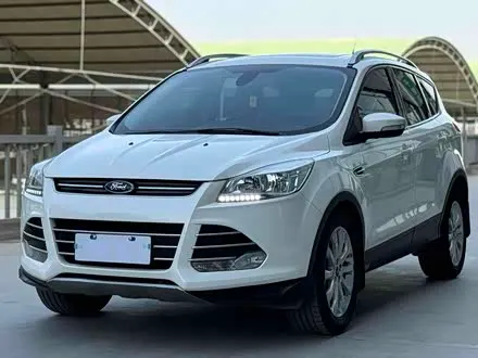 FORD KUGA 2015