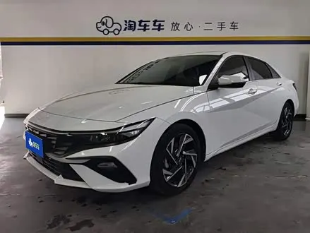 HYUNDAI ELANTRA 2023