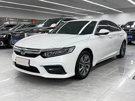 HONDA INSPIRE 2019 — 40 000 км, Китай — под ключ — фото 1