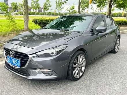 MAZDA 3 AXELA 2017