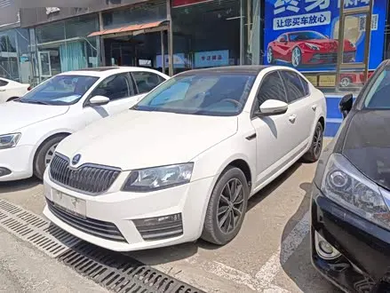 SKODA OCTAVIA 2017