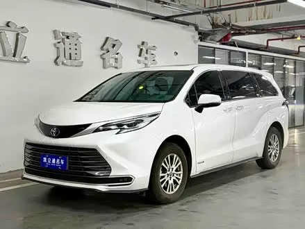 TOYOTA SIENNA — из Китая под ключ