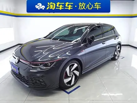 VOLKSWAGEN GOLF GTI 2023
