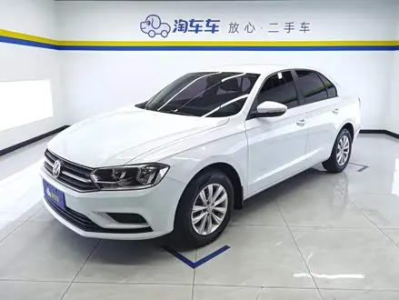 VOLKSWAGEN BORA 2017
