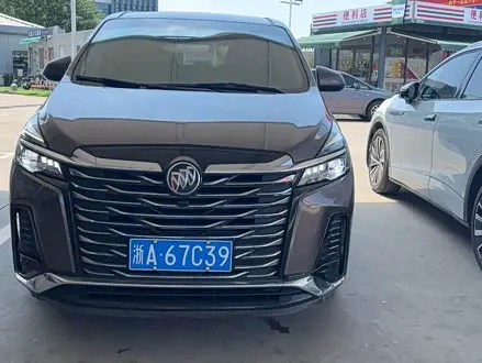 BUICK GL8 — из Китая под ключ