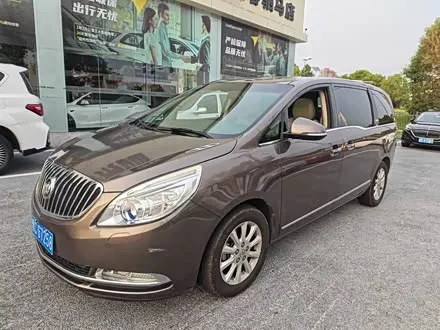 BUICK GL8 — из Китая под ключ