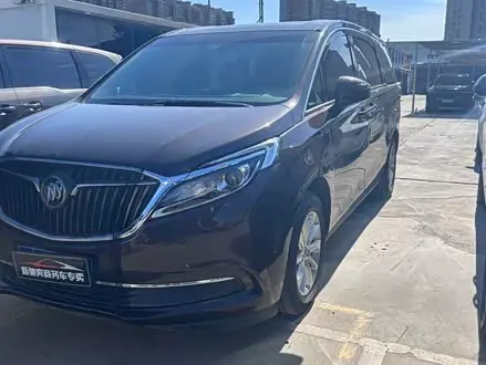 BUICK GL8 — из Китая под ключ