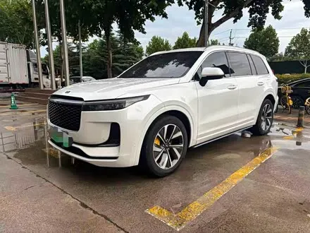 LI AUTO ONE 2021