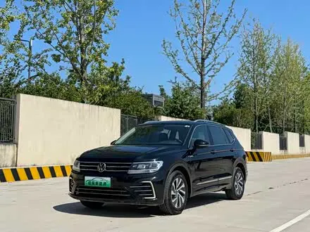 VOLKSWAGEN TIGUAN L 2021