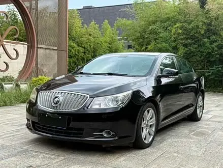 BUICK LACROSSE 2011