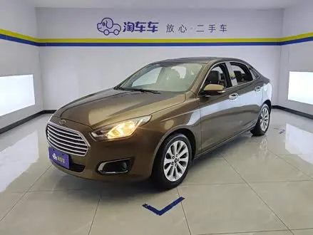 FORD ESCORT 2015