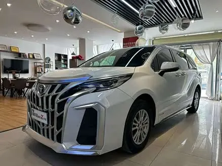 TOYOTA SIENNA — из Китая под ключ
