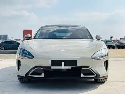 XIAOMI SU7 2024