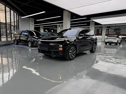 LI AUTO L9 — из Китая под ключ
