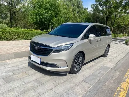BUICK GL8 — из Китая под ключ