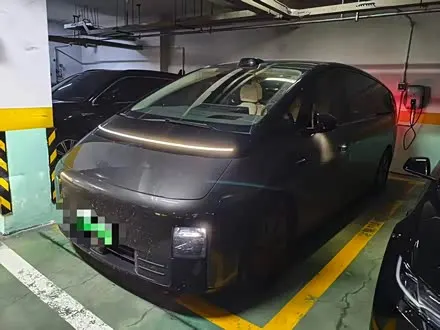 LI AUTO MEGA 2024