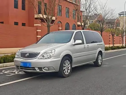 BUICK GL8 — из Китая под ключ