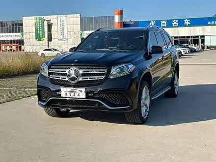 MERCEDES-BENZ GLS 2016 — 57 000 км, Китай — под ключ — фото 1