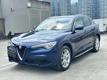 ALFA ROMEO STELVIO 2017 — 112 000 км, Китай — под ключ — фото 1