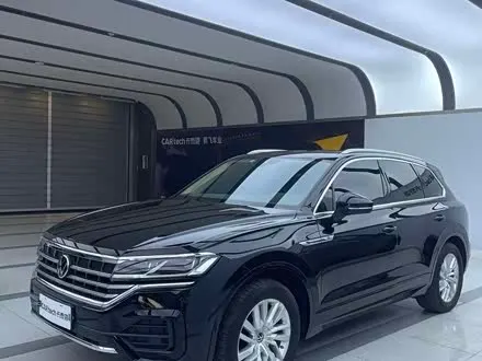 VOLKSWAGEN TOUAREG — из Китая под ключ