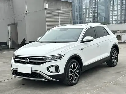 VOLKSWAGEN T-ROC 2024
