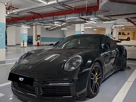 PORSCHE 911 2023