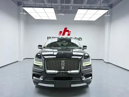 LINCOLN NAVIGATOR 2020