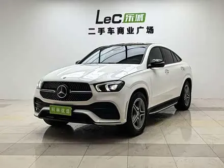 MERCEDES-BENZ GLE COUPE 2020 — 45 000 км, Китай — под ключ — фото 1