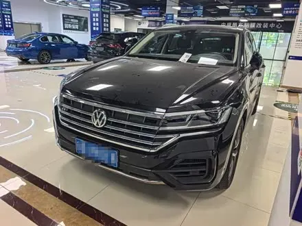 VOLKSWAGEN TOUAREG — из Китая под ключ