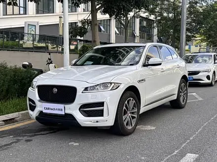 JAGUAR F-PACE 2016