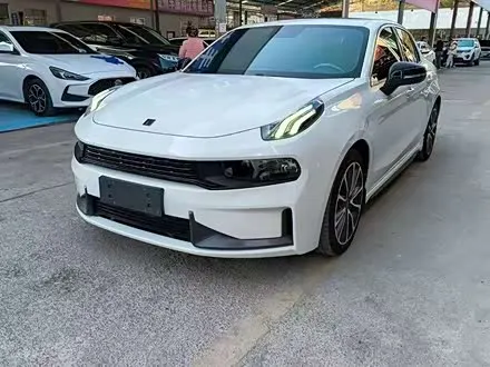 LYNK & CO 03 2019