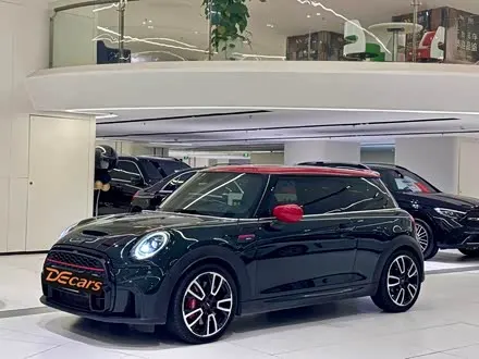 MINI JCW — из Китая под ключ