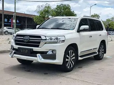 TOYOTA LAND CRUISER 2019